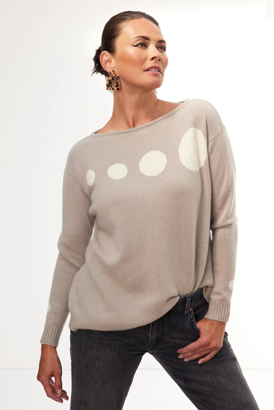 Jacynth London Neo Oyster Mushroom Jumper* Knitwear & Sweatshirts