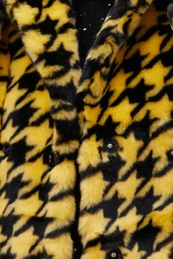 Jakke Zadie Houndstooth Short Faux Fur Coat* Coats